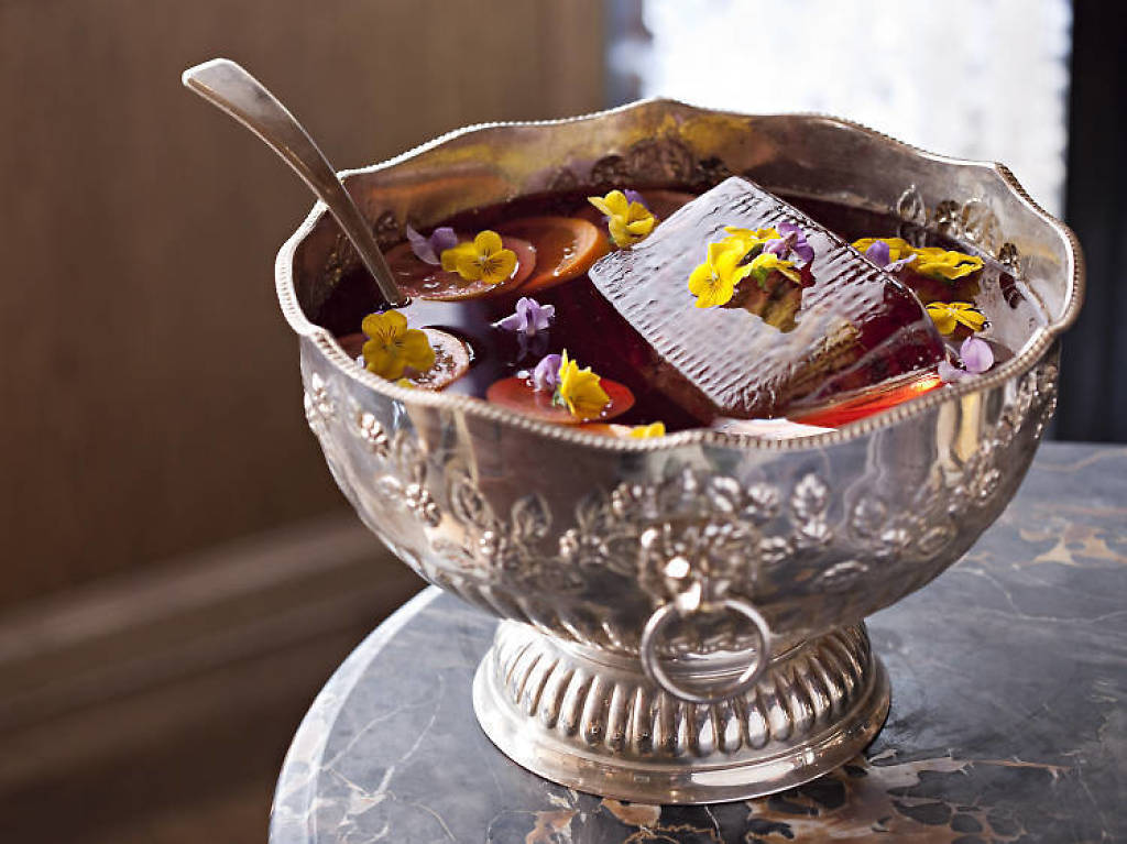 16 Best Bars In Fitzrovia For Drinks Away From The West End Crowd