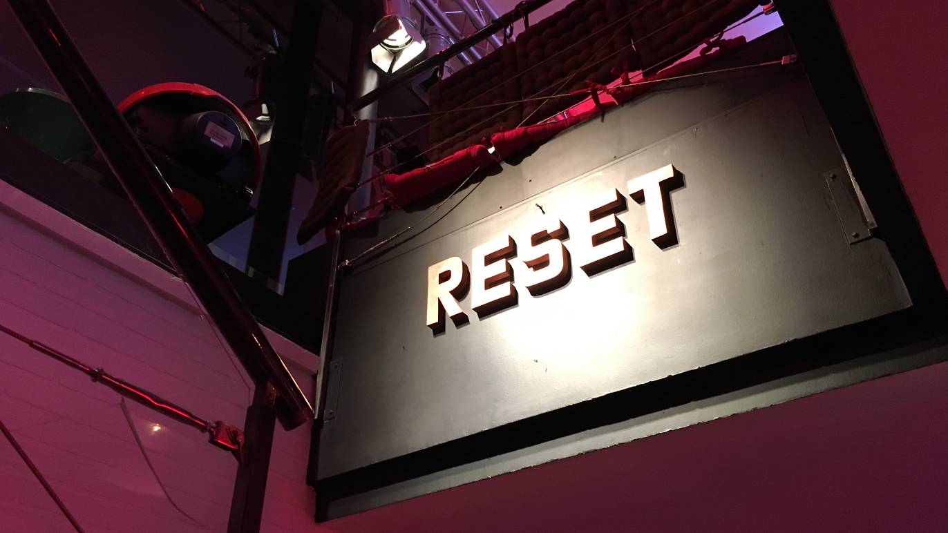 Reset Bar old school gaming in Paris