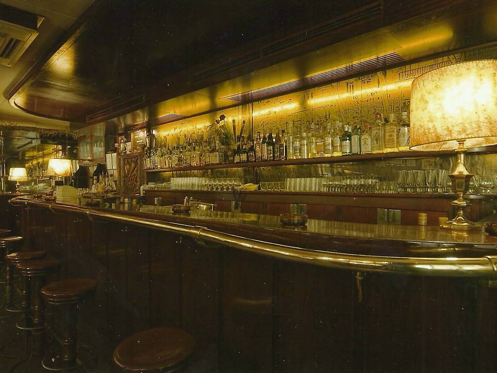 The 20 Best Bars in Barcelona Where You Need a Drink Immediately