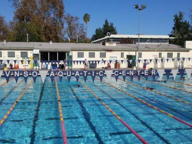 Van Nuys Sherman Oaks Aquatics Center