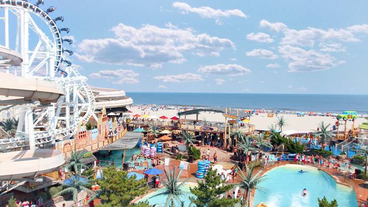 Morey's Piers: Raging Waters & Ocean Oasis Water Park