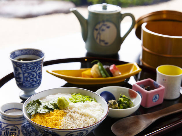 Sample Matsue's signature dish... Sample Matsue's signature dish...