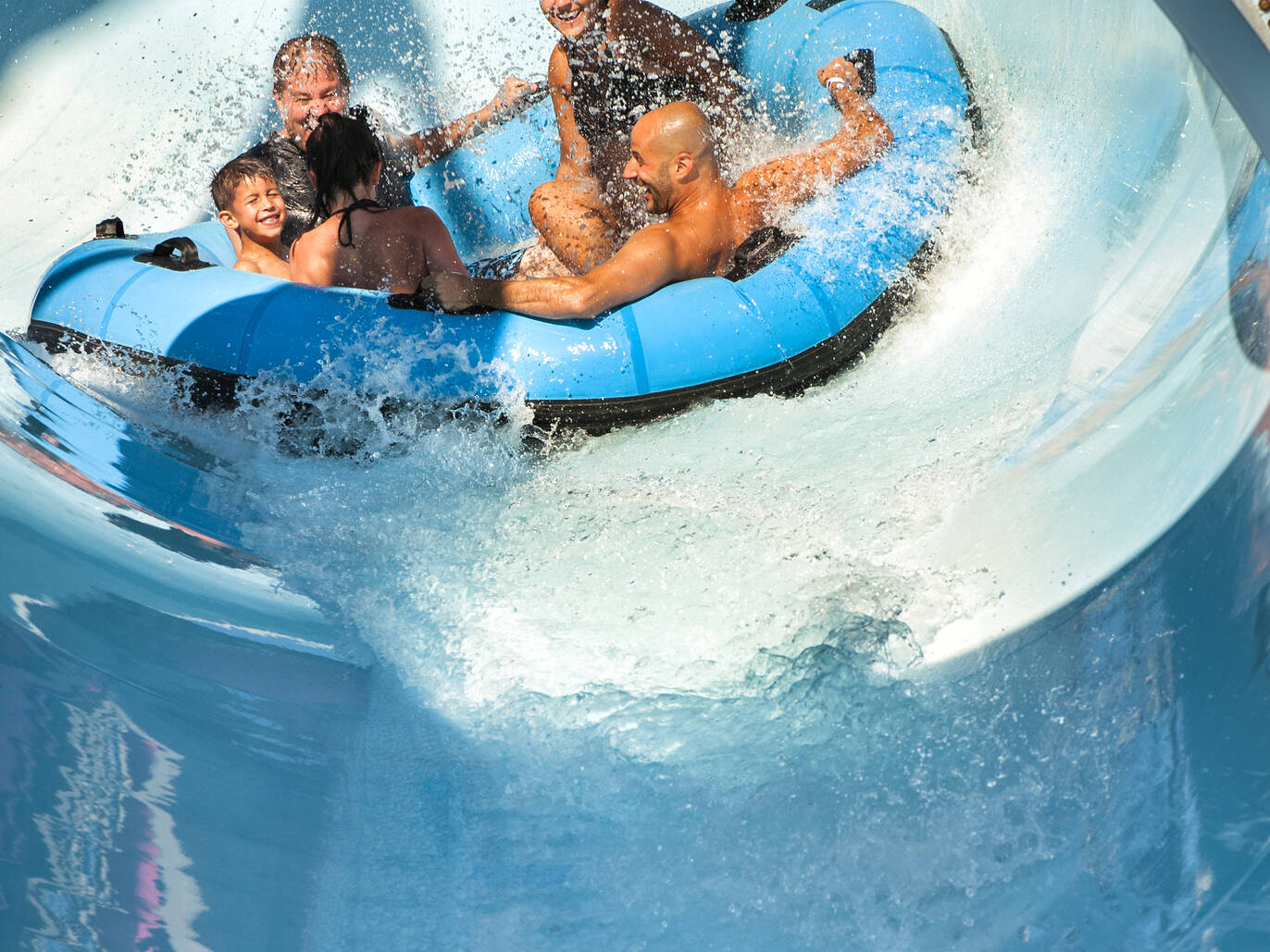 9 Best Water Parks in NJ for Kids, Tweens and Teens