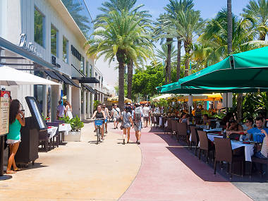 Miami is finally getting two massive Uniqlo stores this fall Miami is finally getting two massive Uniqlo stores this fall