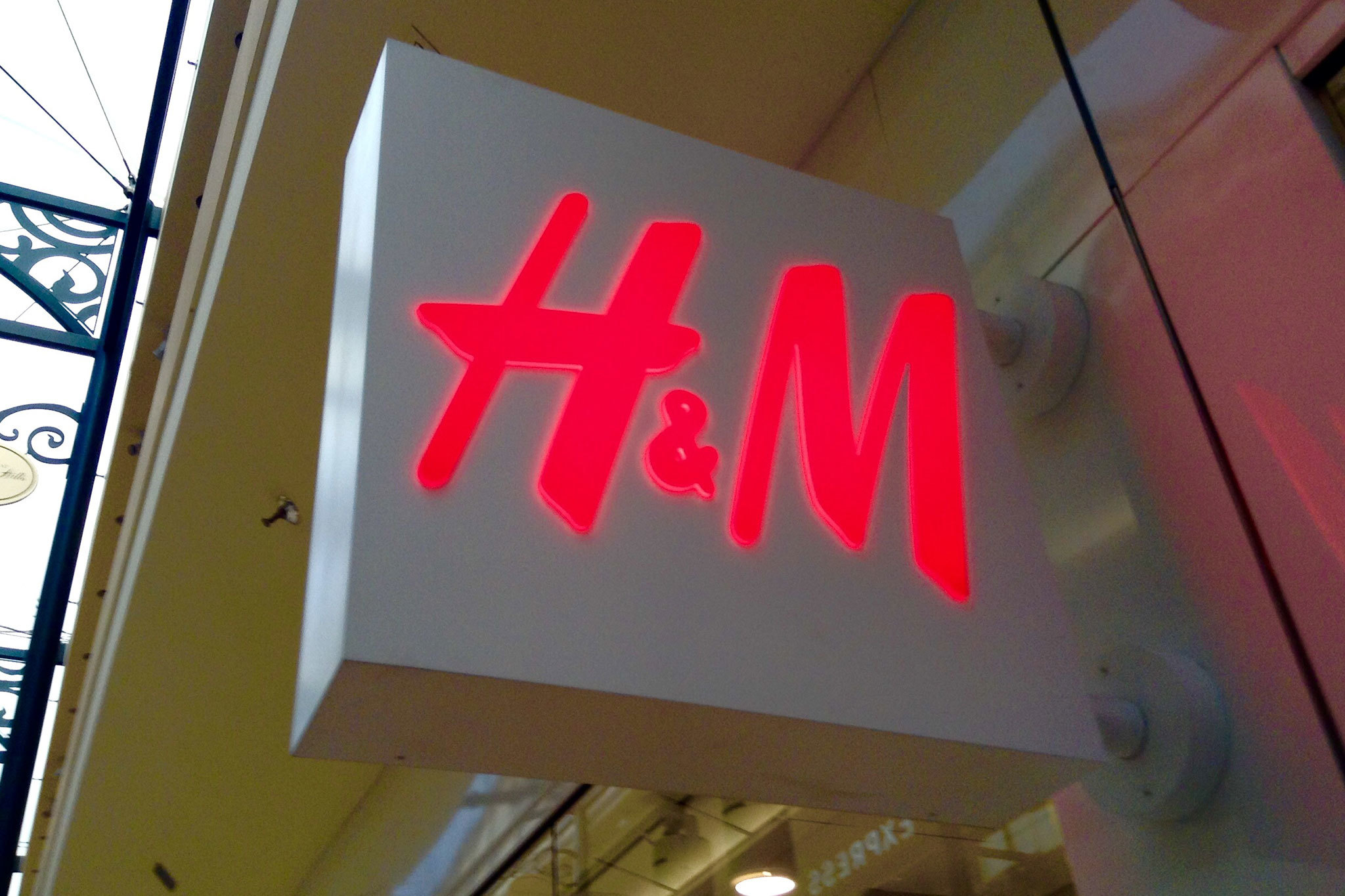 H&M HOME opens concept store in Paris - H&M Group