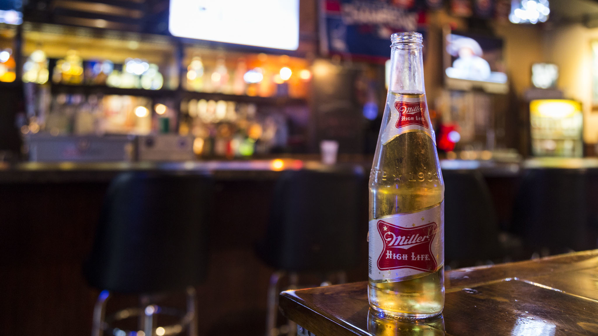 The Unforgettable Lounge | Bars in Irving Park, Chicago 