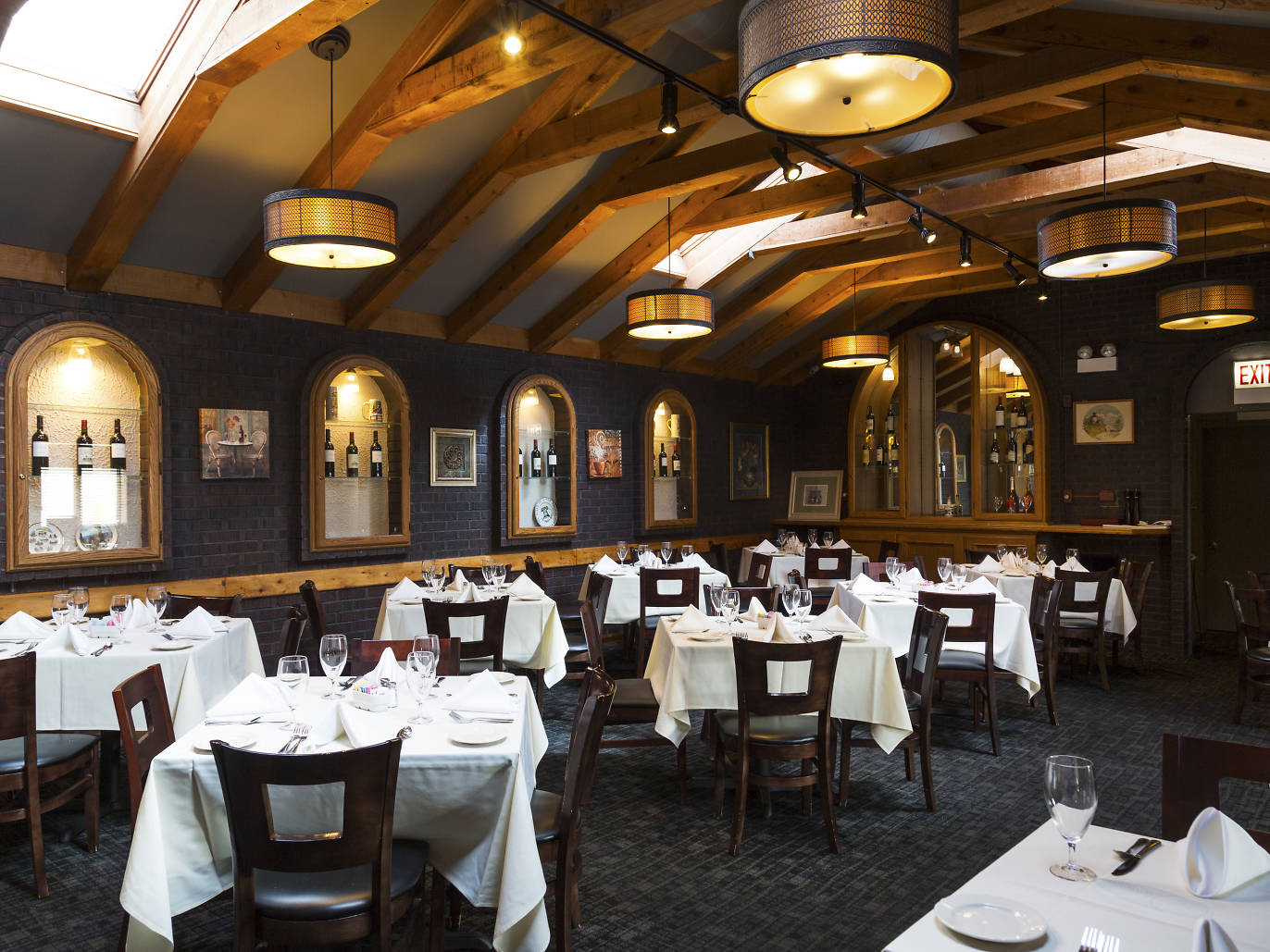 A guide to the best restaurants in Irving Park