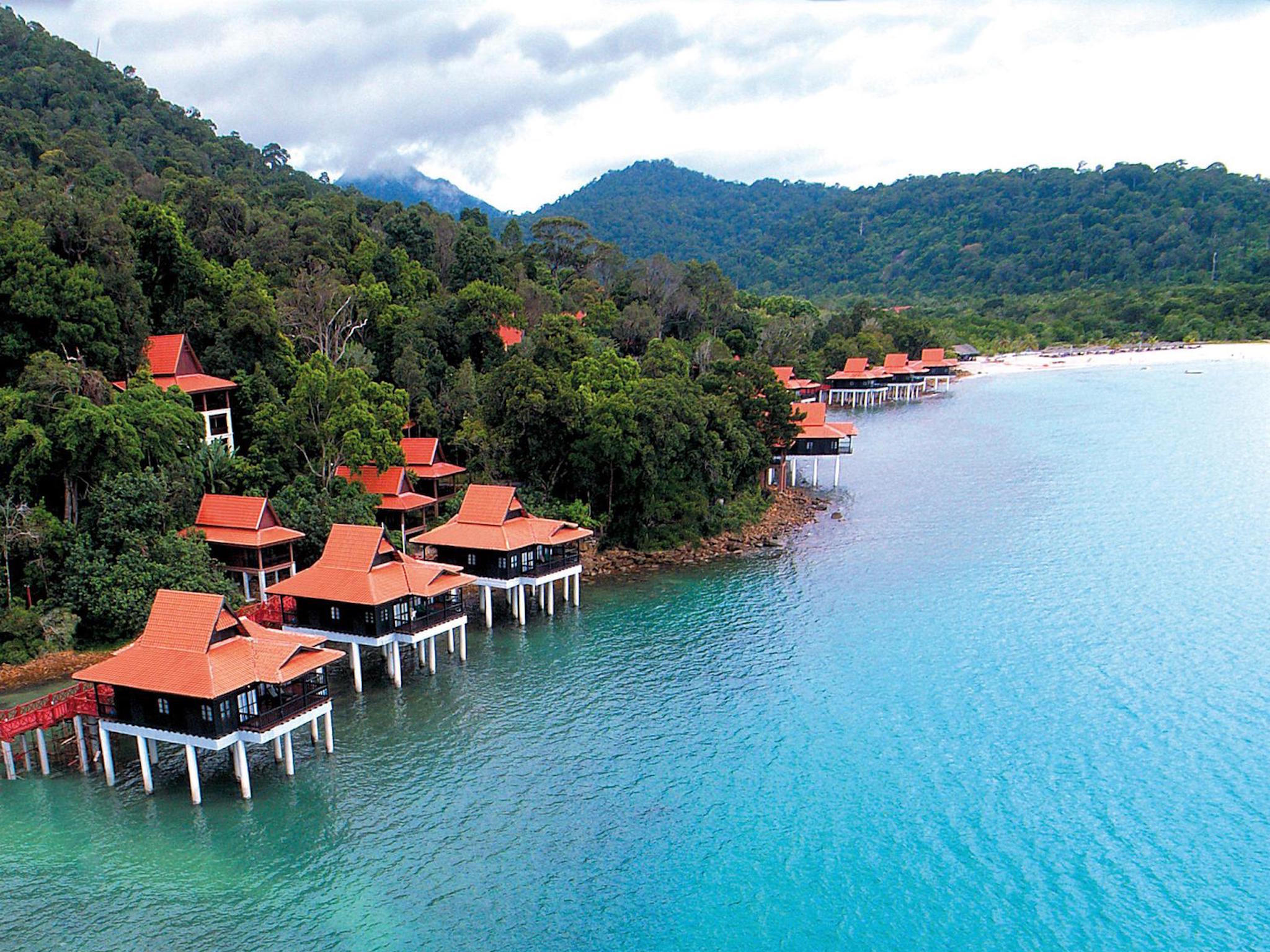 Eight Of The World S Most Beautiful Overwater Villas Berjaya