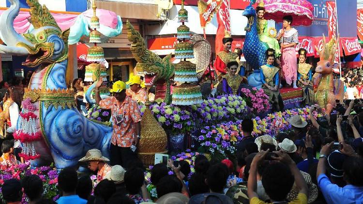 Songkran parade