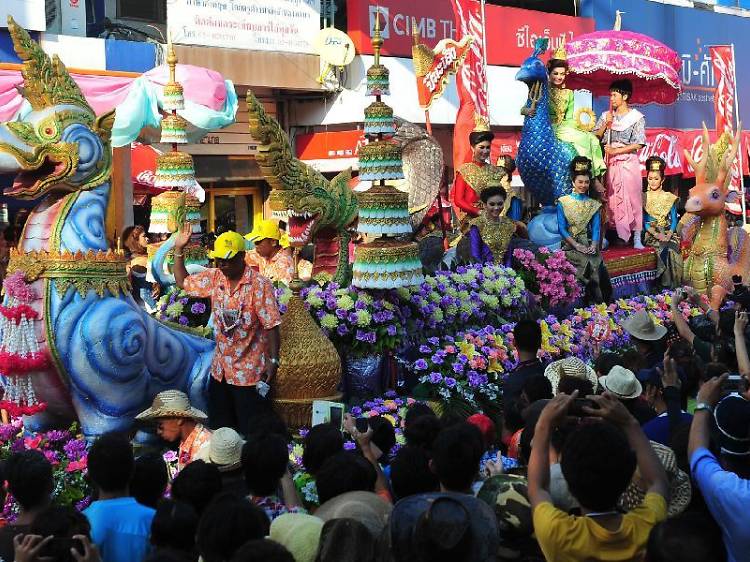 Best Cultural Songkran activities in Bangkok