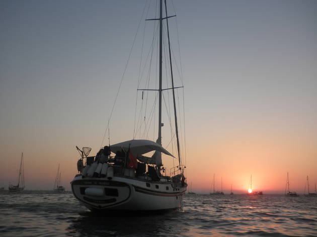 Ser um modelo fotográfico a bordo - Furanai Ser um modelo fotográfico a bordo - Furanai