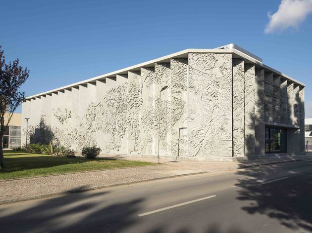 vhils, edifico lumiar vhils, edifico lumiar