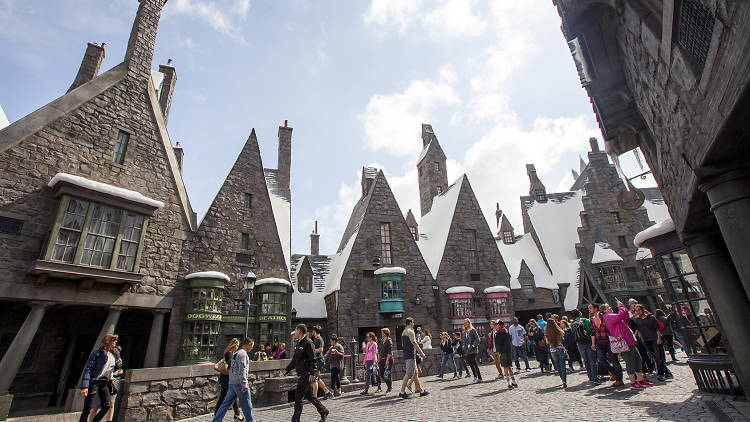  Wizarding World of Harry Potter in  Universal Studios Hollywood.
