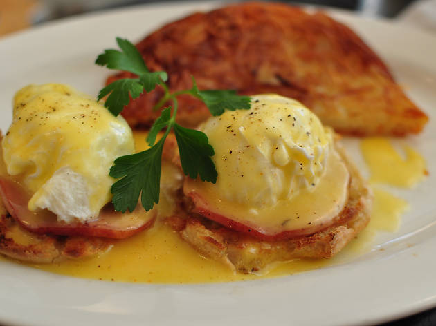 Egg Benedict at Prune Jul 4th Brunch - Egg Benedict @ Prune