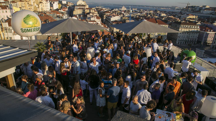 Rooftop Hotel Mundial