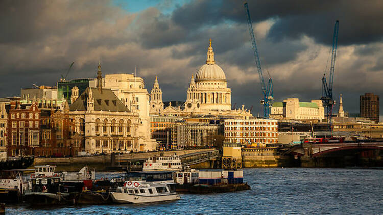 Private photography tour from Southwark Cathedral to St Paul’s