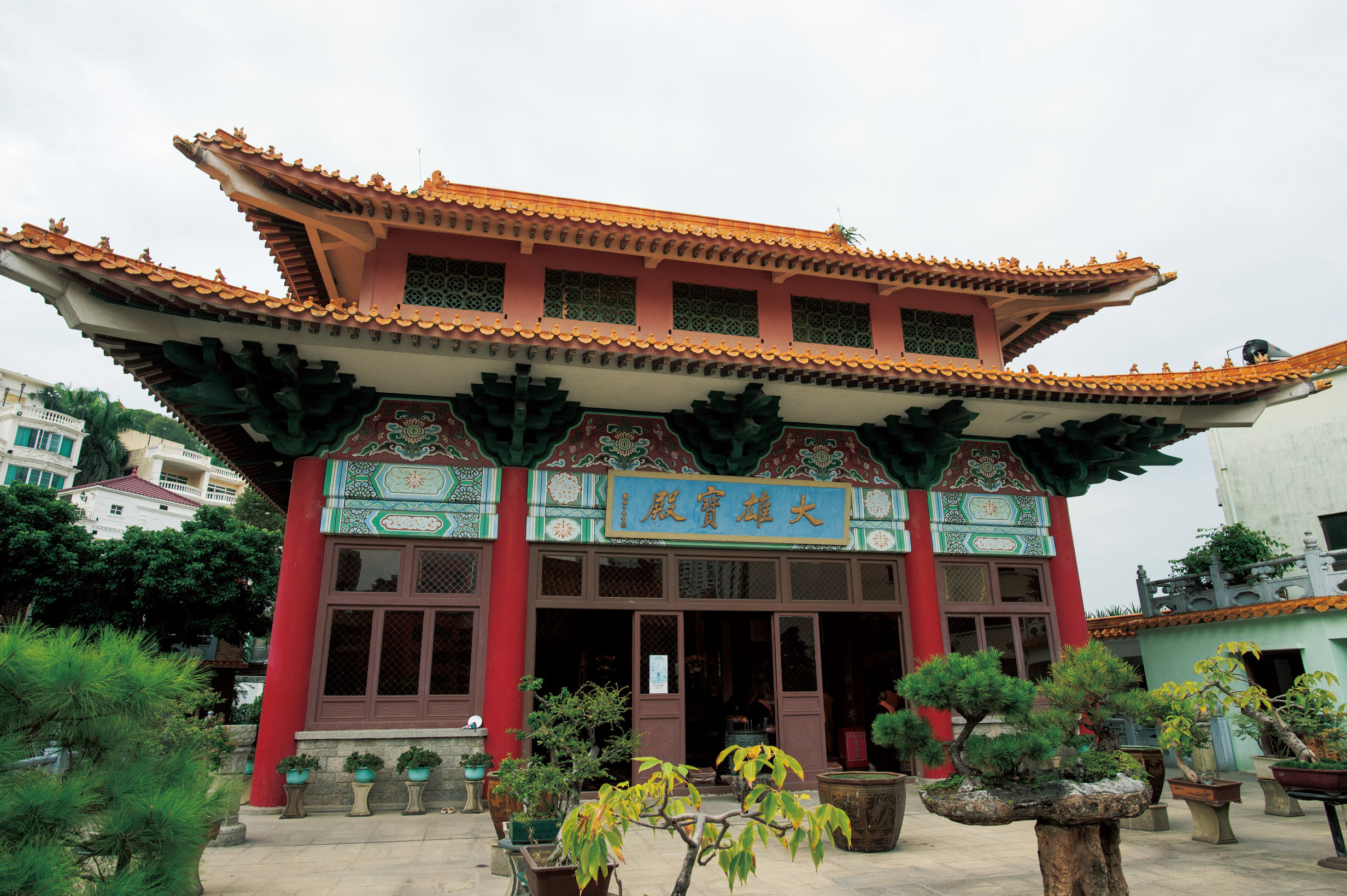 Pou Tai Temple exterior