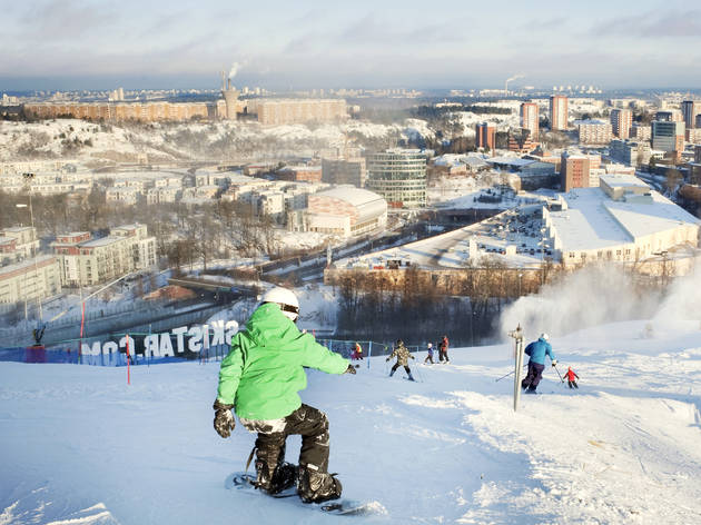 Hit the slopes Hit the slopes