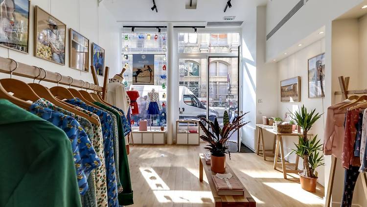 La griffe de prêt-à-porter Soi Paris fête ses 1 an avec un chouette pop-up store