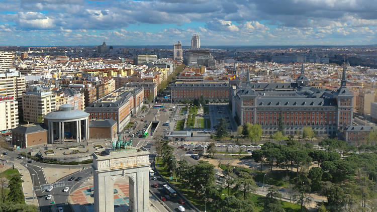 Faro de Moncloa