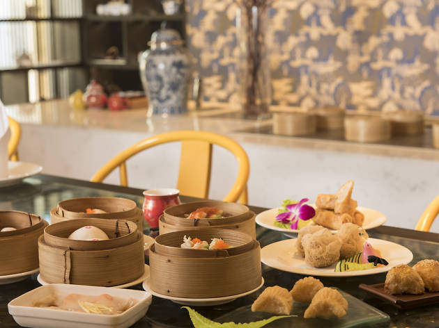China Table, Radison Blu Plaza Bangkok China Table, Radison Blu Plaza Bangkok