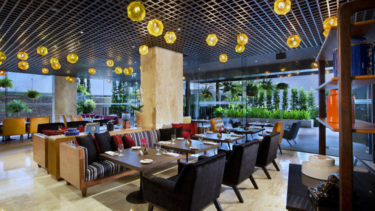 Dee Lite, DoubleTree By Hilton Sukhumvit Bangkok 