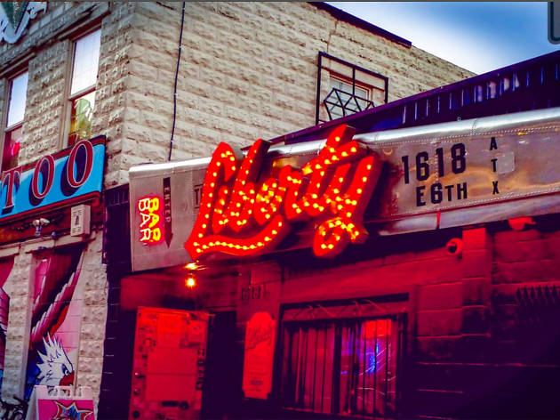 Best dive bars in austin