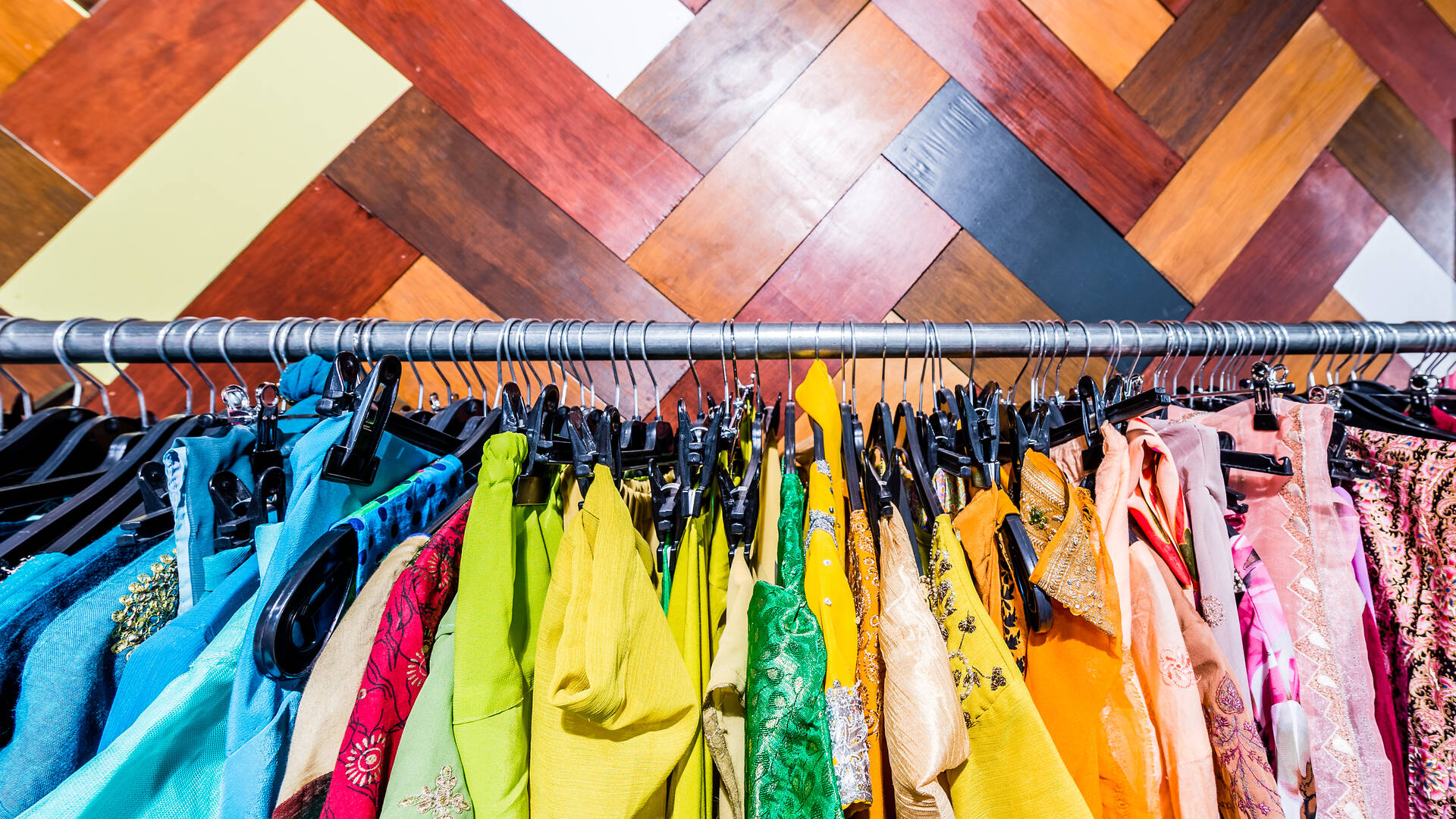 London’s Best Charity Shops | 16 London Shops For Pre-Loved Bargains