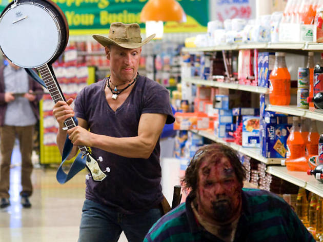 Tierra de zombies Tallahasee peleando con un zombie