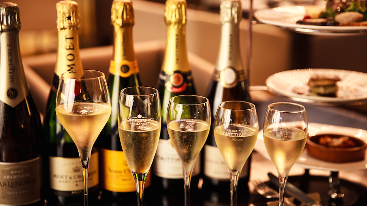 ANA InterContinental: Champagne Social