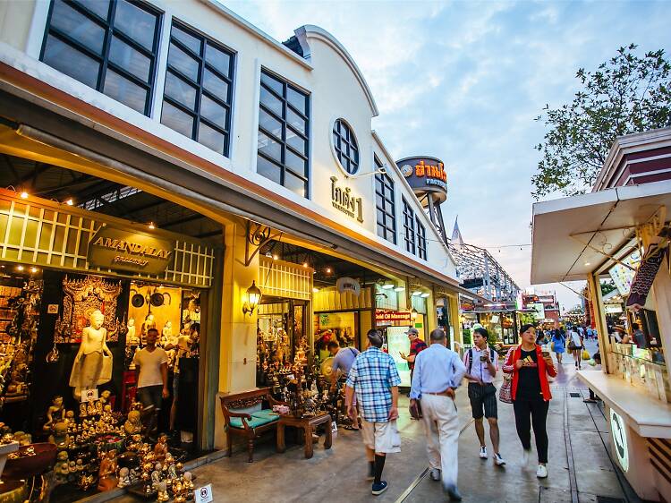 Asiatique The Riverfront