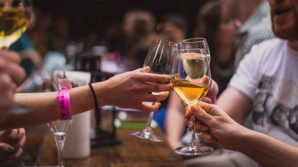 15 Best Places for Wine Tasting in London to Wet Your Whistle