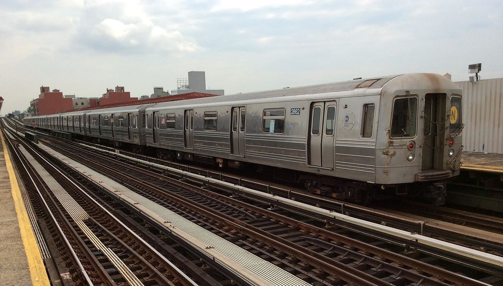 The N train will close in Astoria for eight weekends this summer