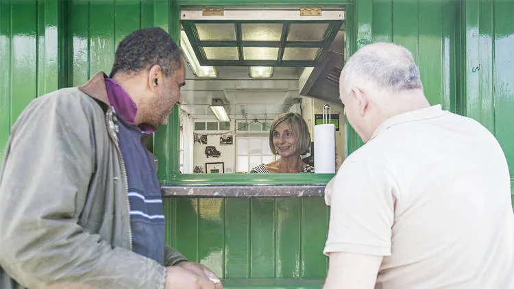 Warwick Avenue Cab box