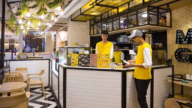 The Mango Garden, the new dessert cafe in Siam Paragon selling Mango Sticky Rice