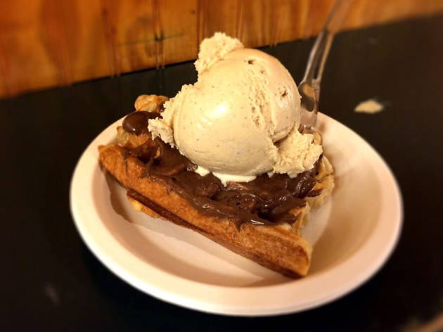 Waffallonia Waffallonia