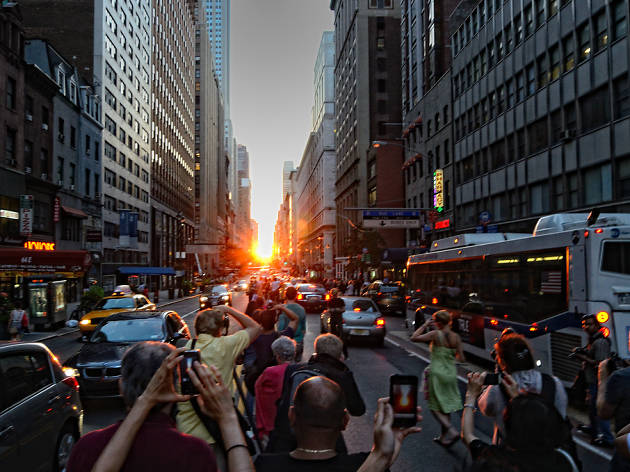 Check out the dates for Manhattanhenge 2017 Check out the dates for Manhattanhenge 2017