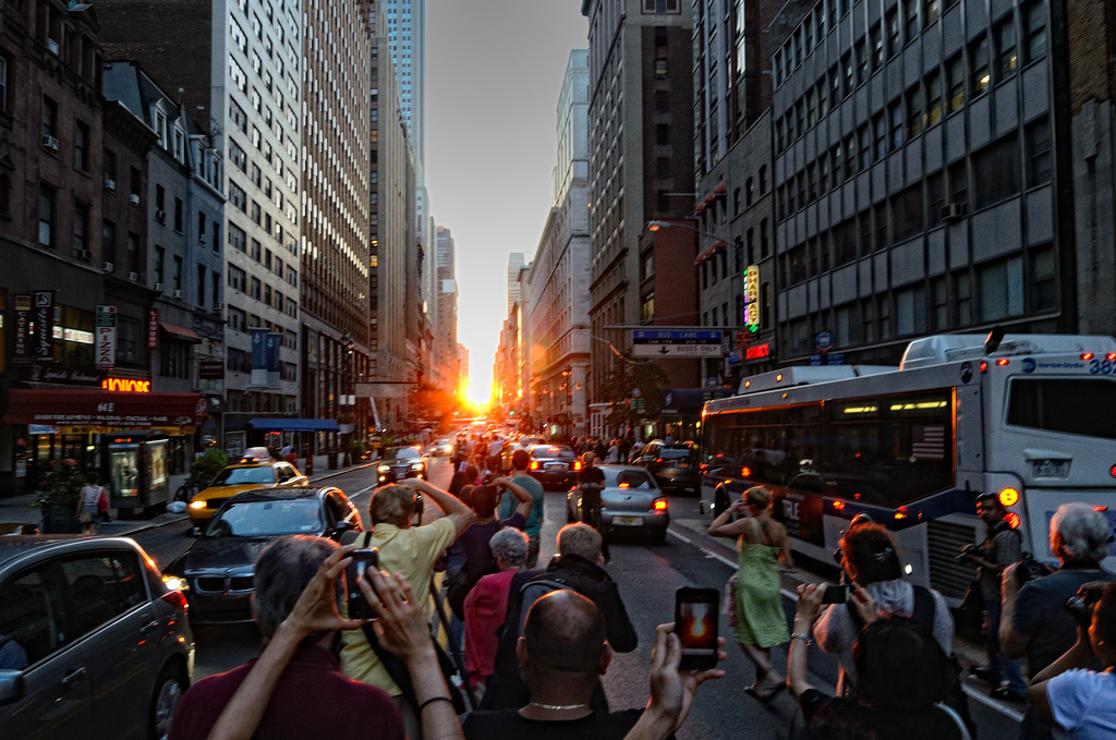 Manhattanhenge in NYC 2019 Guide Including Best Spots to See It