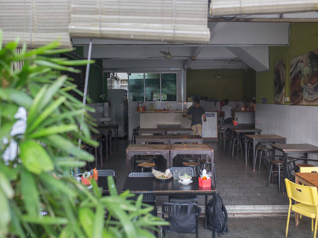 Baba Low's 486 (Casual eats) Baba Low's 486 (Casual eats)