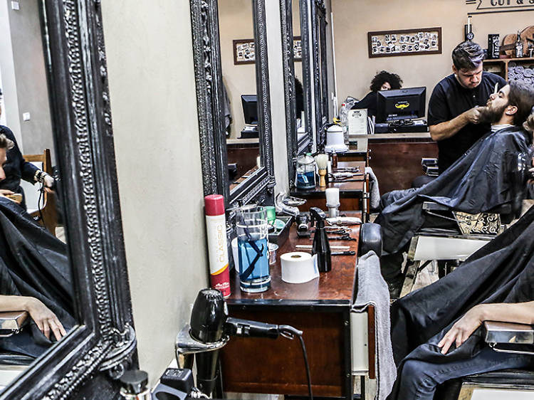 Barber Shop – Cut & Shave