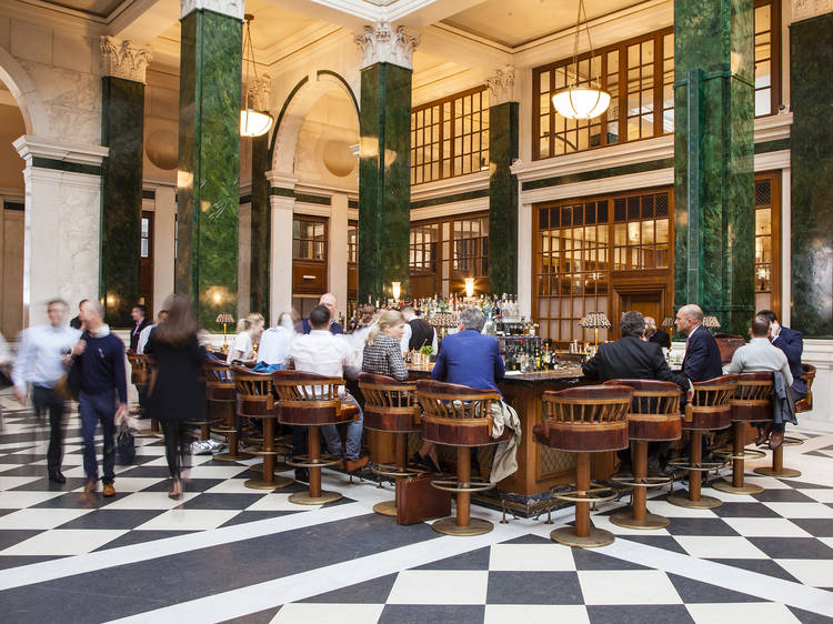 There's a Belvedere (+ Daniel Craig) pop-up bar in Selfridges