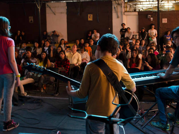 Escuela de Música DIM Escuela de Música DIM