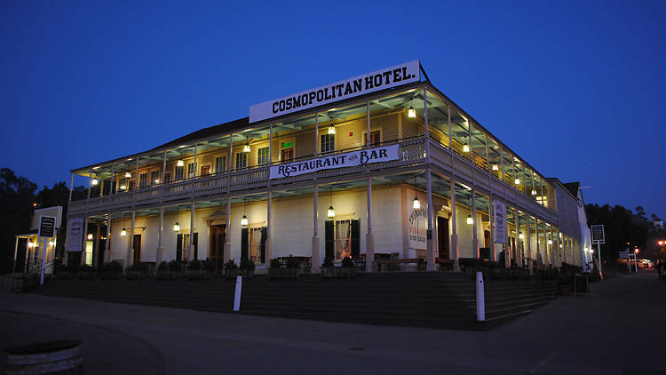 Cosmopolitan Hotel & Restaurant