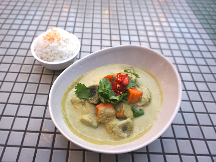 Thai green curry at the National Hotel