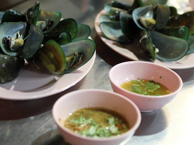 Pa Jin Mussels Pa Jin Mussels