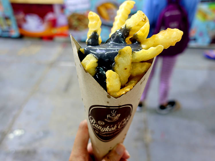 Fries with charcoal mayonnaise by Bangkok Café Singapore ($5)