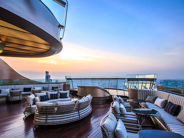 Check out 21 of the planet's most spectacular rooftop bars