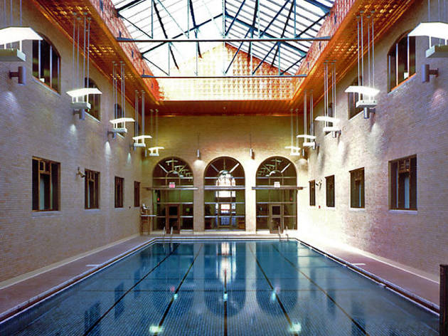 broadway community pool