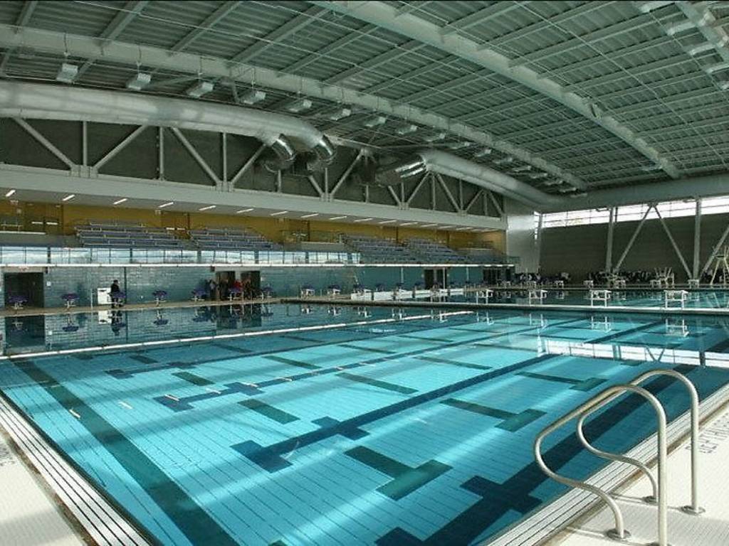 9 Best Indoor Swimming Pools NYC Families Must Visit This Summer