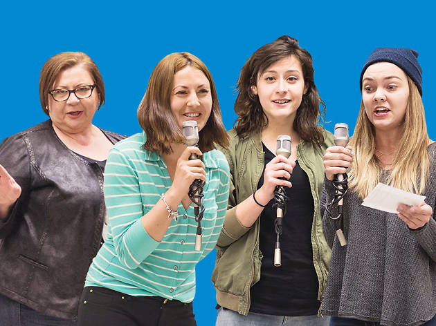 Feminine Comique gives women the basics to navigate Chicago’s open mic scene Feminine Comique gives women the basics to navigate Chicago’s open mic scene